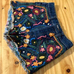 Farm Rio Embroidered Shorts size S